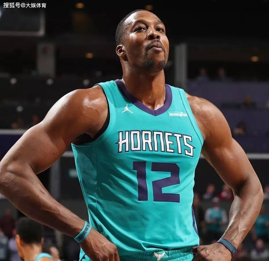 他在两好球 他在两好球